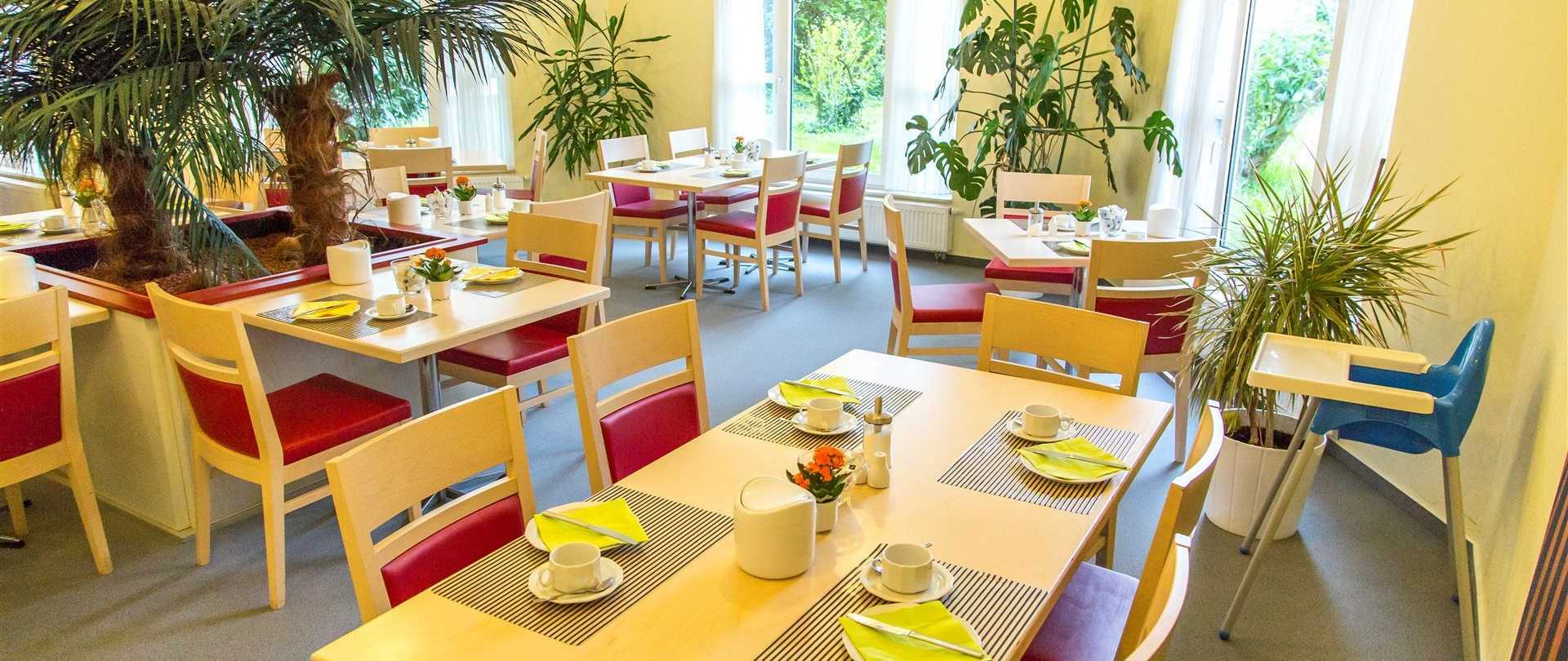 Ambassador Thecontinents Hotel Karlsruhe Exterior photo