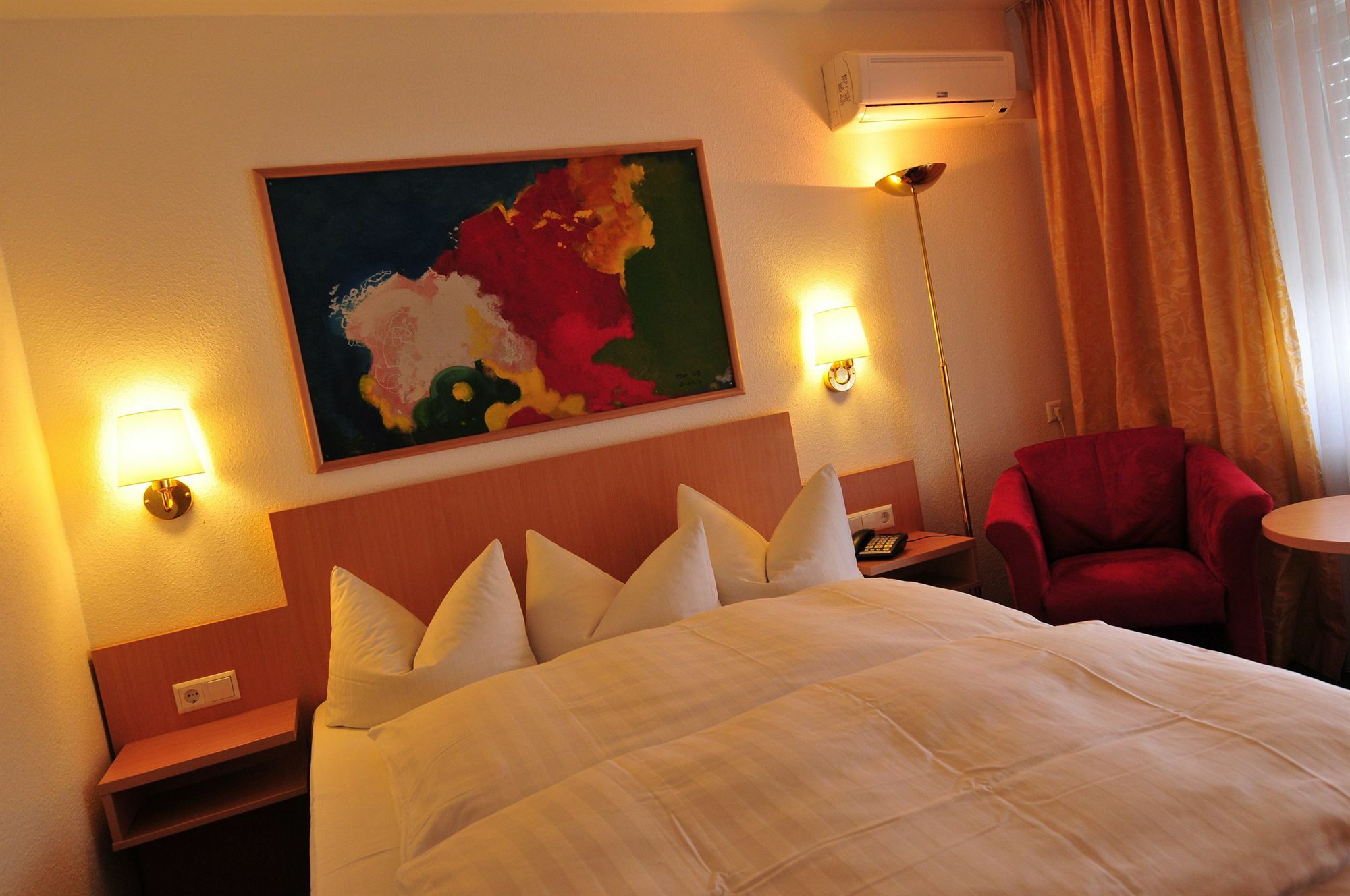 Ambassador Thecontinents Hotel Karlsruhe Exterior photo